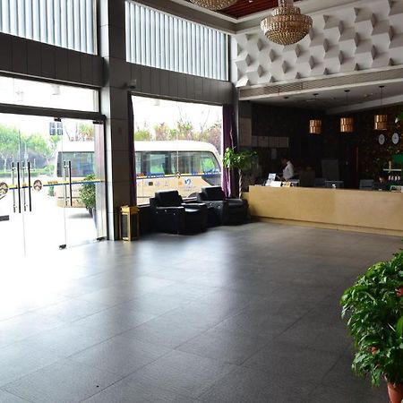 Jingyue 99 Inn Shanghai Pudong Airport Shiwan Branch Luaran gambar